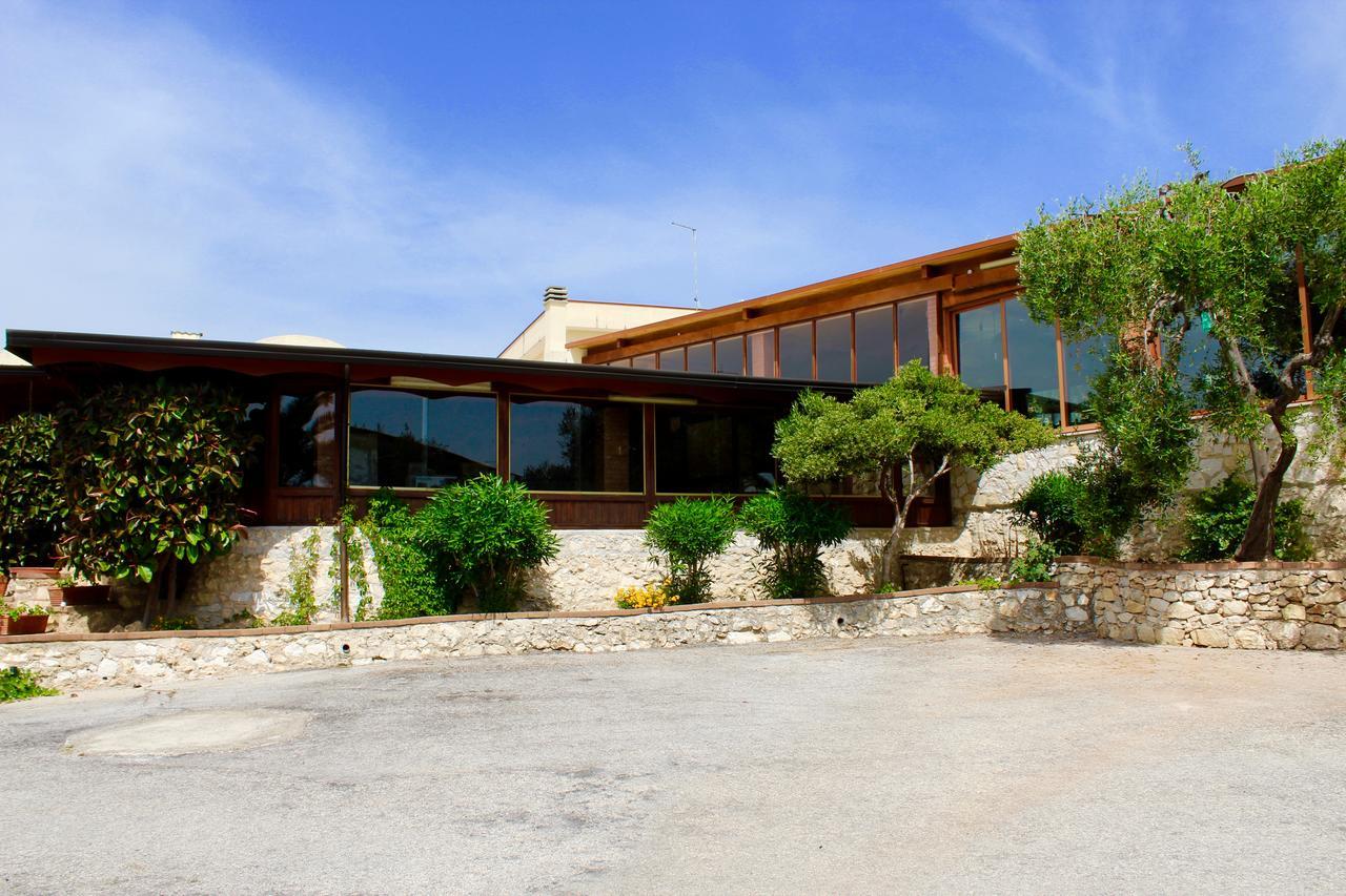 Villaggio Turistico Defensola Aparthotel 3*